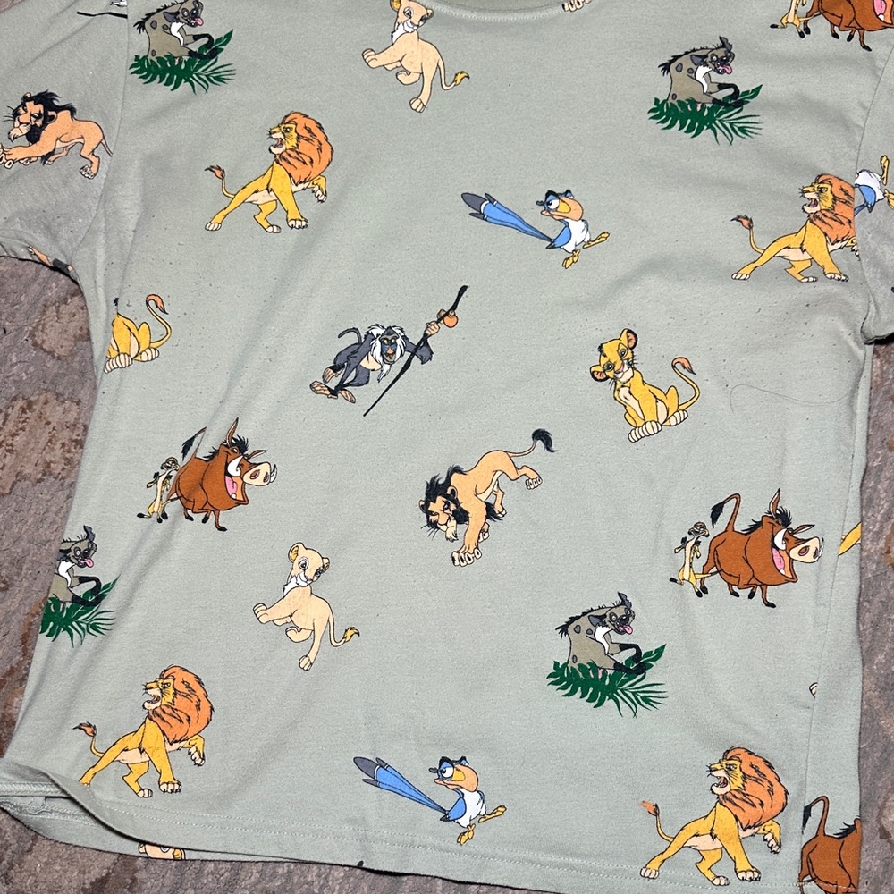 Disney Store Lion Print Green T-Shirt - Picture 2 of 5